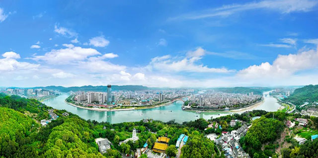 宜宾：在产业风口赛道上拼出一片天