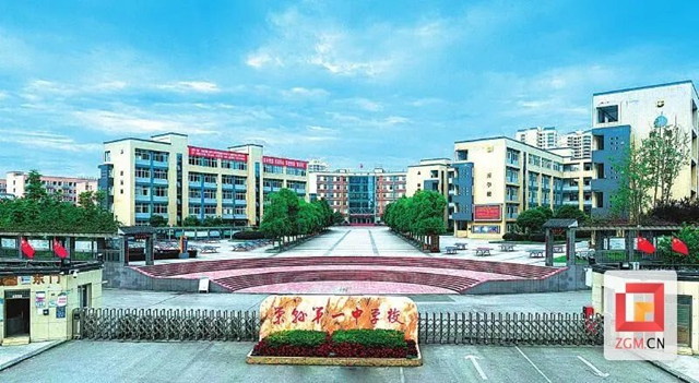 首批自贡“最美校园”出炉,看看有没有你的母校?(图3) 中学3.jpg