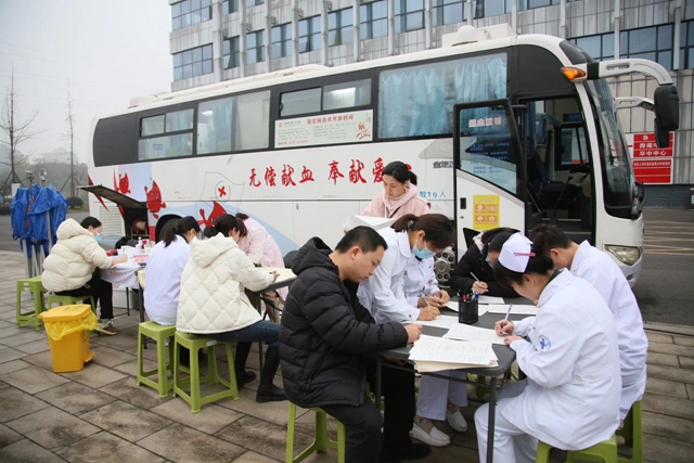 寒冬流感季,热血显仁心!市人医应急献血17800毫升寒冬流感季,热血显仁心!市人医应急献血17800毫升(图2) 微信图片_20240115170940.jpg