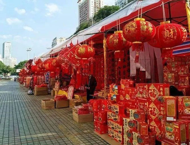 年货购物节，坐泸州公交到这里买相因咯→