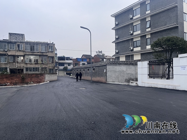 泸县百和镇:场镇改造展新貌,美丽家园共缔造(图3) 74ce955961e38bada461f07360fb434.jpg