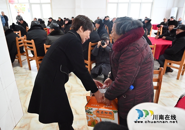 泸县玄滩镇:新春慰问敬老院,浓浓关怀暖人心(图2) 玄2.jpg