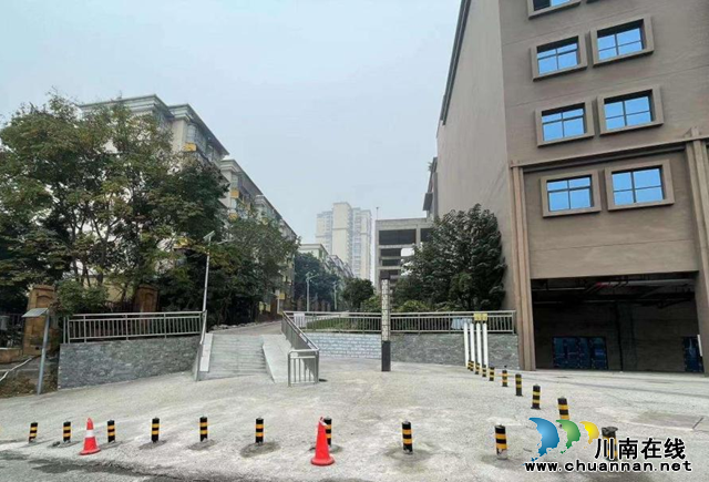 建成后的抚琴山水小区便民道路.png