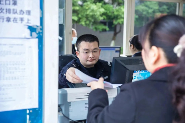 群众:春节天天乐!酒城交警:“6+1”便民措施,请查收!(图1) 1.jpg