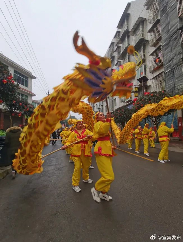 年度大场面!宜宾千人春酒宴热闹开席(图11) 11.jpg