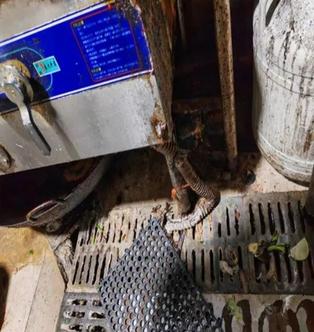 泸州市食品安全“红黑榜”(第六十三期)(图4) 微信图片_20240208092642.jpg