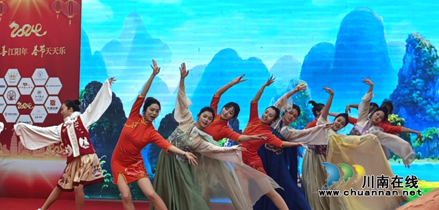 正月初一，这场泸州味道的醉美年过得好巴适！