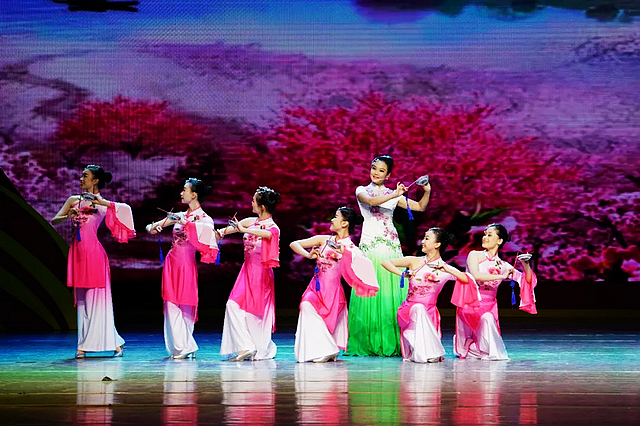 泸州 | 大年初六至初七,新春曲艺展演陪您过新年 文旅泸州 2024-02-15 13:49 四川(图3) nEO_IMG_3.jpg