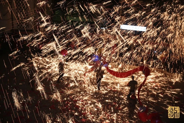 周六闹元宵!泸州这些道路将临时交管,避堵手册整理好了(图1) 1.jpg