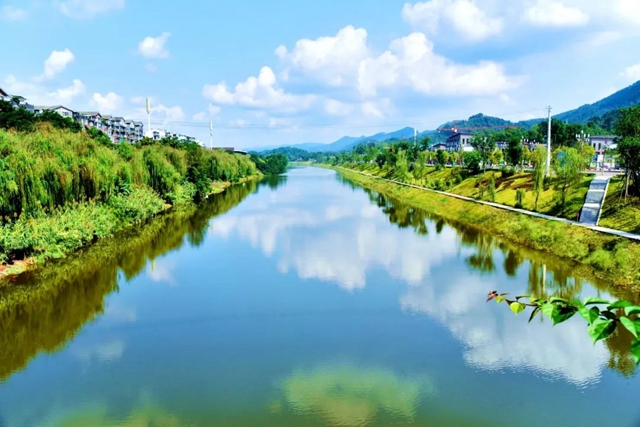 全国首张跨界河流“体检表”出炉!泸州为90条(座)河湖做“体检”(图1) 河流1.jpg