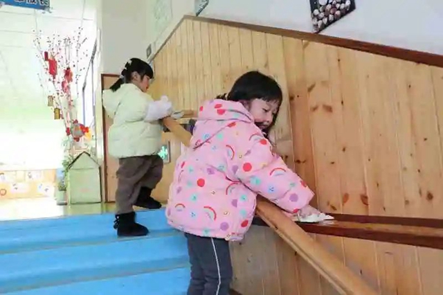 弘扬新时代雷锋精神丨泸州学生这样做!(图18) 微信图片_20240306104529.jpg