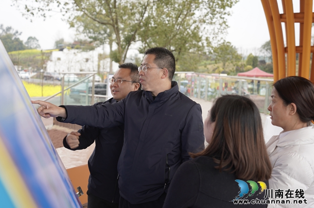 泸州市直机关工委到泸县百和镇调研指导基层党建工作(图2) 7d96c11945fa40c78423c2450e69a9d.jpg