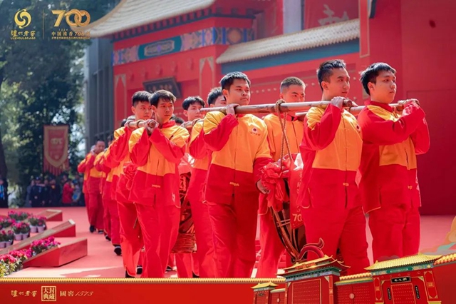 成龙、刘国梁都来泸州了!现场见证这场大典→(图9) 9.jpg