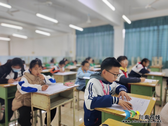 比赛现场6（曾佐然摄）.jpg