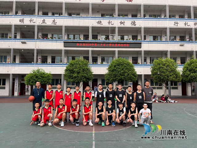 童心篮球梦|银顶小学点燃叙永县第二片区小篮赛初赛“战火”(图2) 银2.jpg