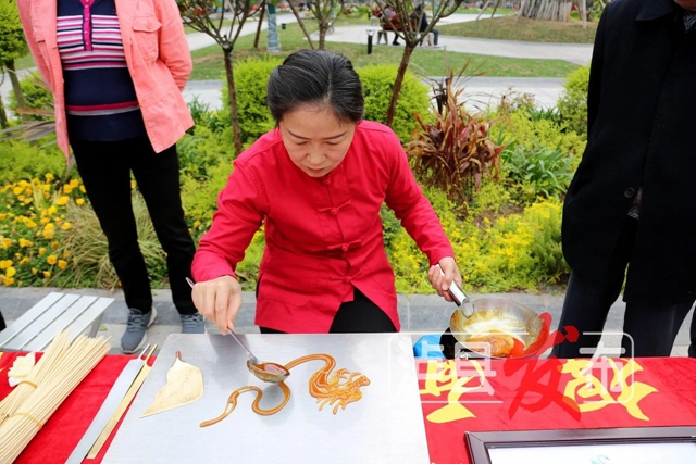 民间达人丨舌尖上的非遗！以糖为墨，画出人间甜香