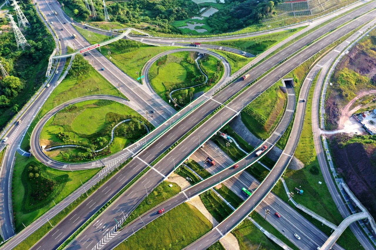 纳溪：惠民公交助力城乡一体化发展