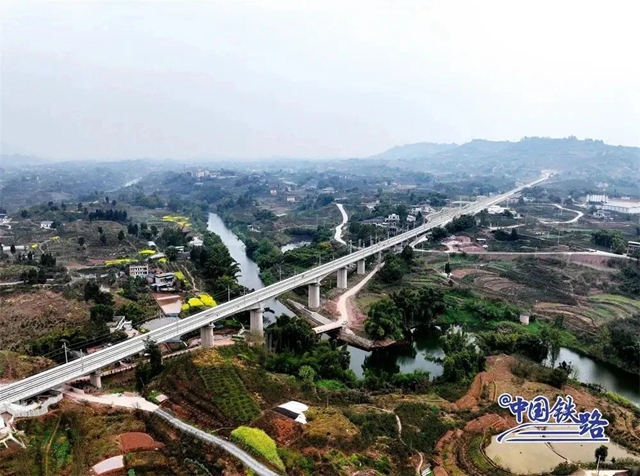 即将进入静态验收!渝昆高铁又有重大进展!南溪站初步呈现……(图3) 微信图片_20240408104814.jpg