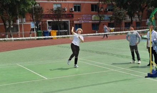 泸州公交这场“公·益运动,交·惠健康”趣味运动会,超燃、超有趣、超开心!(图9) 微信图片_20240419102906.jpg