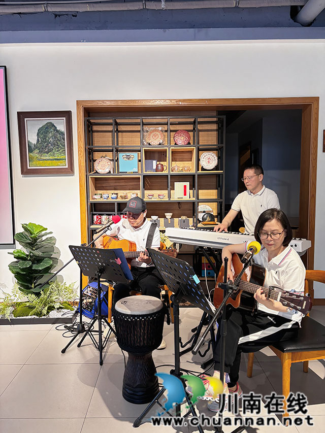 西南大学泸州校友会入驻生活空间┃成渝地区双城经济圈优秀人才主动抱成团(图10) 10.jpg