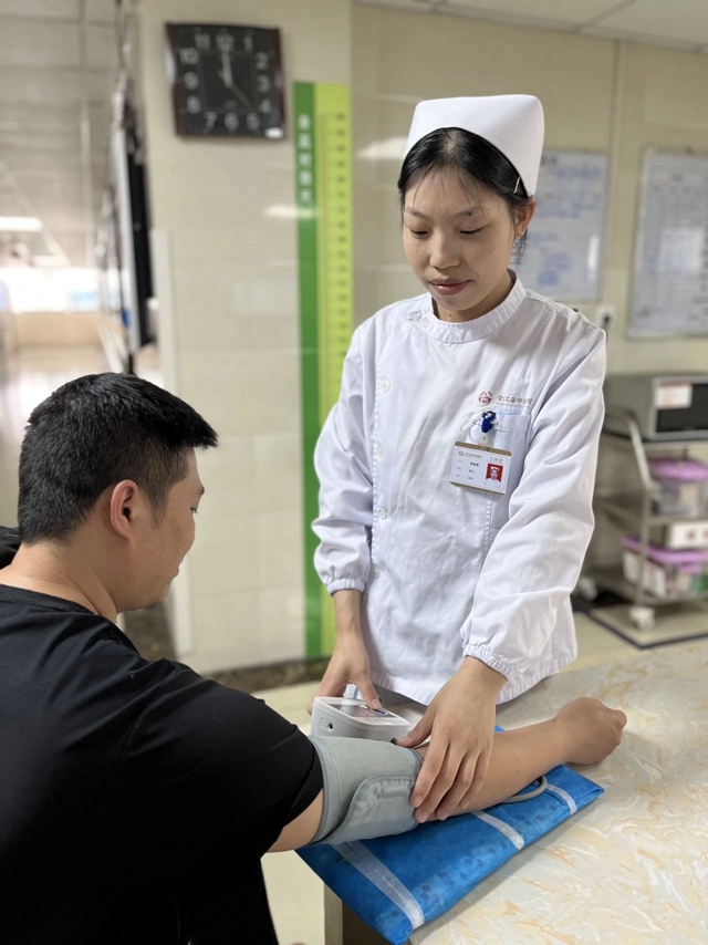 【投票】快点进来,评选出您心中的“最美护士”(图3) 微信图片_20240425091813.jpg