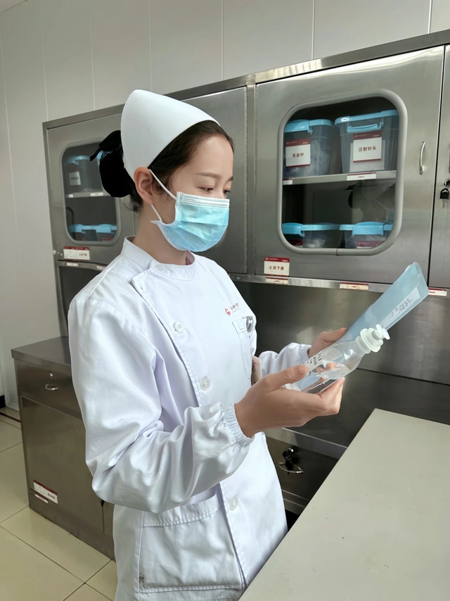 【投票】快点进来,评选出您心中的“最美护士”(图9) 微信图片_20240425091844.jpg