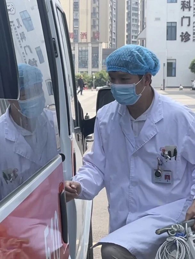 【投票】快点进来,评选出您心中的“最美护士”(图17) 微信图片_20240425091925.jpg