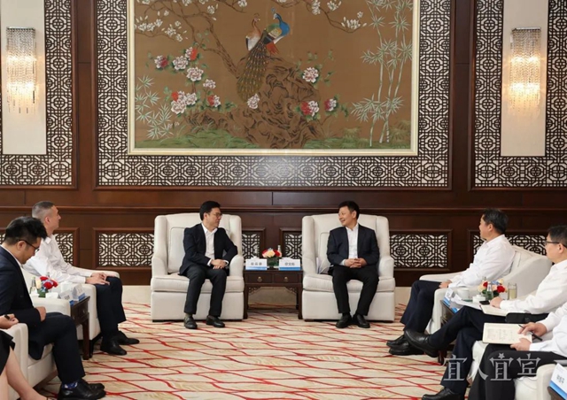 签约项目50个!宜宾投资推介会暨项目合作协议签署仪式在深圳举行(图3) 宜宾3.jpg