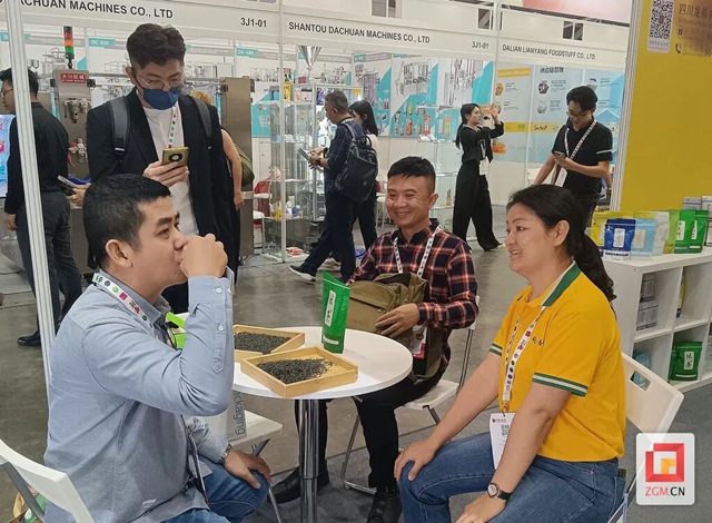 荣县陶、茶在2024年新加坡亚洲食品与酒店展受青睐