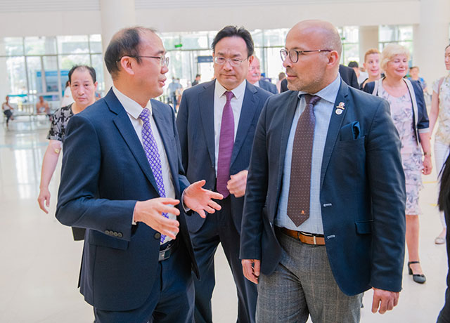 他们来自匈牙利(图4) 4.jpg