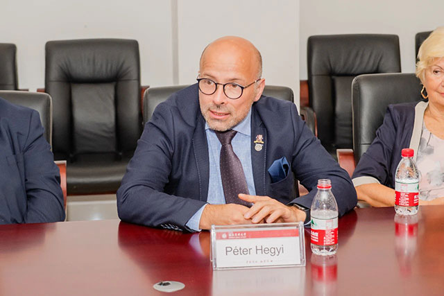 他们来自匈牙利(图7) 7.jpg