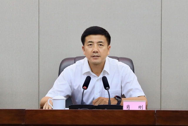 泸州高新区召开“提升本领 优化作风”专项行动动员会(图2) 高新2.jpg