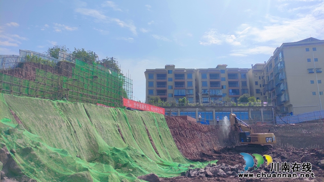 龙马潭:加快医疗项目建设 推动健康服务提质增效(图1) 金龙卫生院施工现场.jpg