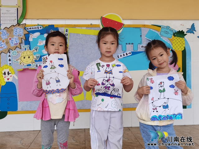 泸县云龙镇中心幼儿园开展“我们的节日端午节”活动1.jpg