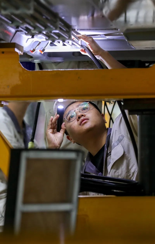 全球首创!氢能源智轨电车8月在宜宾投运(图4) 微信图片_20240701093207.jpg