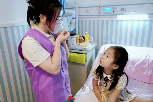 爸爸妈妈,我在手术室没有哭哦,因为有专属我们的“勇气套餐”(图5) 微信图片_20240711094105.jpg