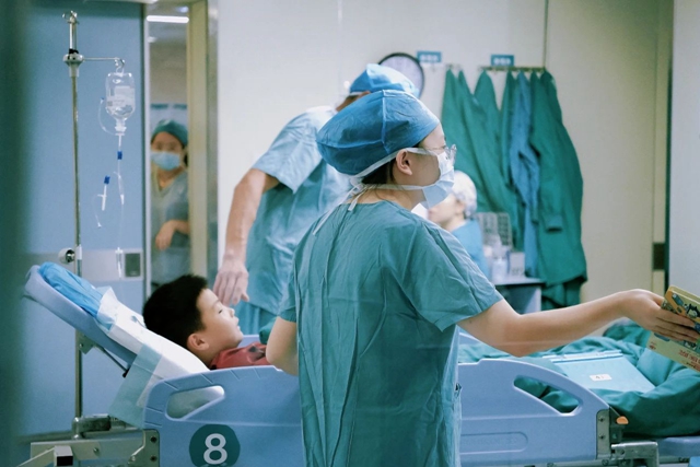 爸爸妈妈,我在手术室没有哭哦,因为有专属我们的“勇气套餐”(图8) 微信图片_20240711094118.jpg