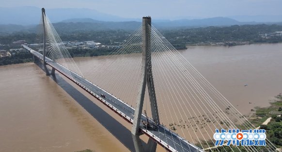 泸州榕山长江大桥预计9月通车(图3) 3.png