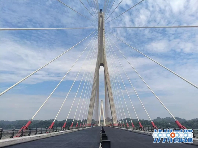 泸州榕山长江大桥预计9月通车(图1) 1.jpg
