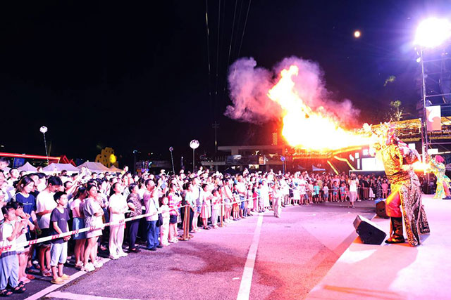 嗨起来!江阳区首届啤酒音乐嘉年华引爆夜经济(图2) 2.jpg