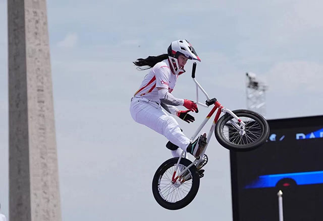 奥运会冠军+中艺展省第一名 | 泸州老窖天府中学五育融合结硕果