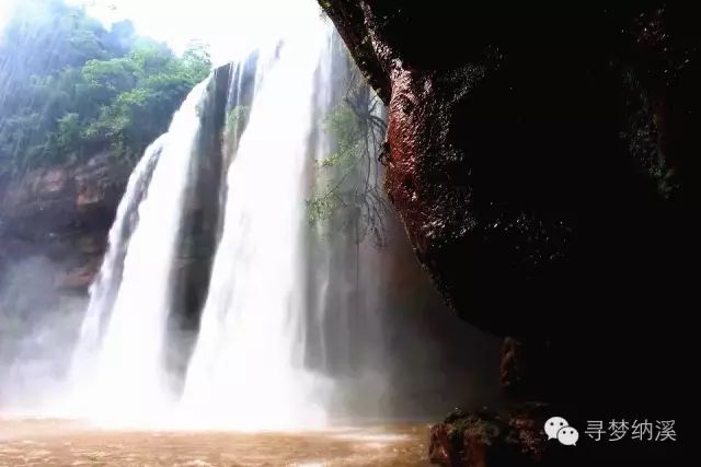 暑假探索秘境,泸州这里有一处隐藏在山里的绝美瀑布……(图5) 5.jpg