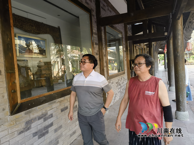 河北唐山知名企业赴四川泸州考察珍稀古建筑材料