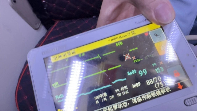 【急救】泸州男子割腕自杀，流血1700ml.......