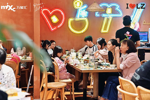 “乐享国庆·趣游江阳”丨国庆第一天,好闹热!(图33) 33.jpg