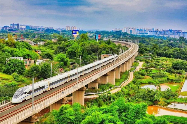 出行注意!15日起,新增泸州⇔峨眉山动车1对(图1) 动车1.jpg