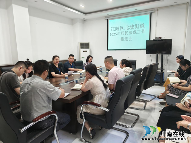 泸县教体局领导深入校园,守护学生“舌尖上的安全”(图1) 07FCD496@12907F12.AFD80967.png