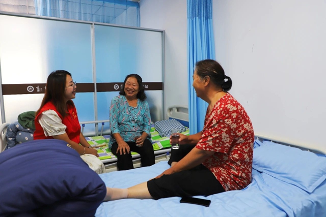 纳溪区东升街道:建设友好型社区 提升老人幸福指数(图2) 东2.jpg