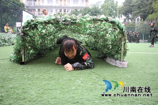 泸县云龙镇学校“赓续红色基因 淬炼强军体能“军事体育成果展示5.JPG