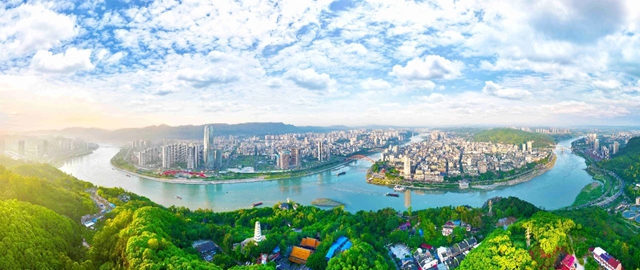 打造产业新高地！7家企业签约宜宾